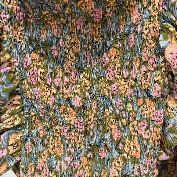 Free People Women Mabel Printed Blouse
Garden Combo Floral - Picture 6 of 8